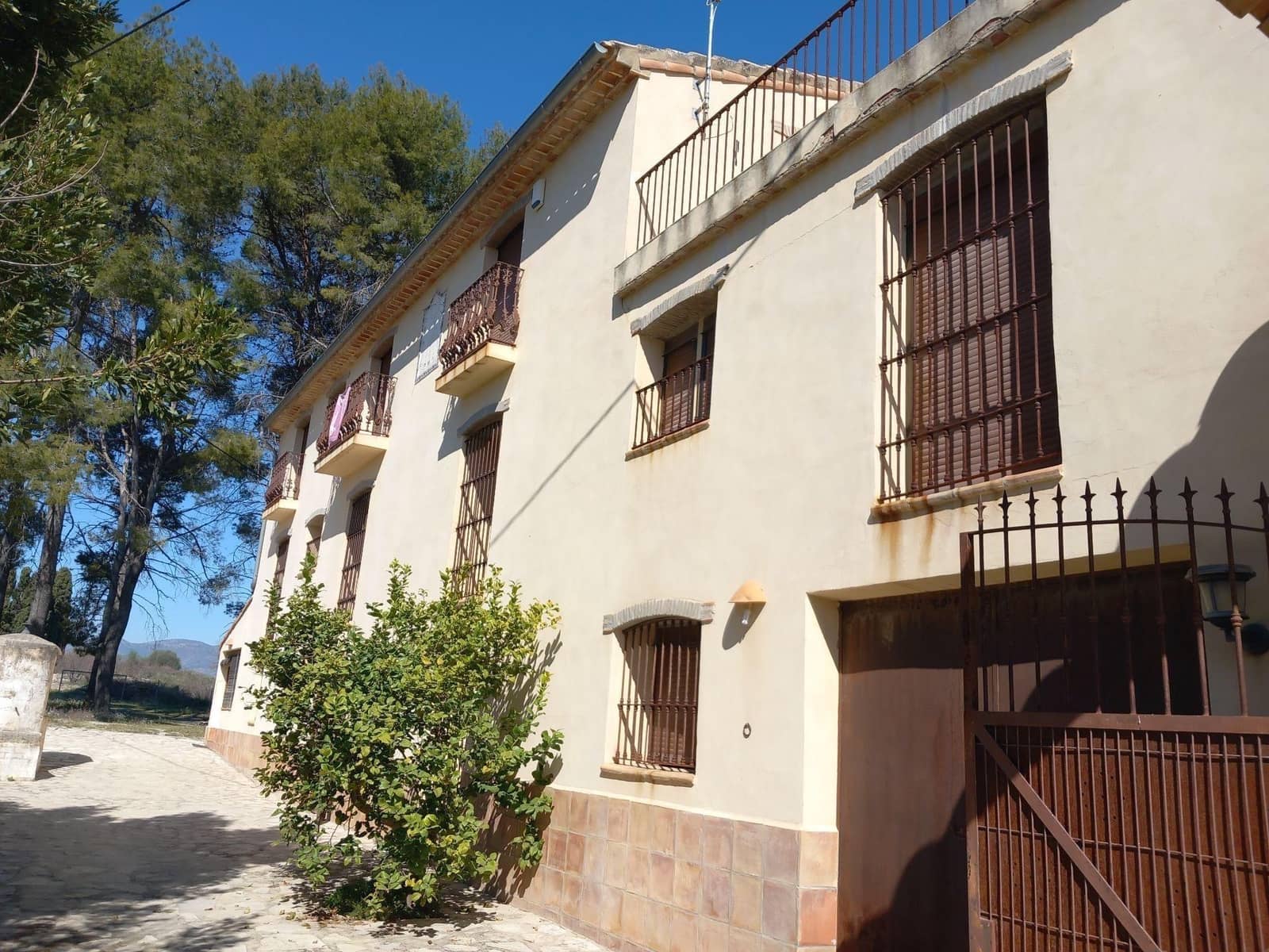 8 sovrum Villa till salu i Planes med garage - 450 000 € (Ref: 9396115)