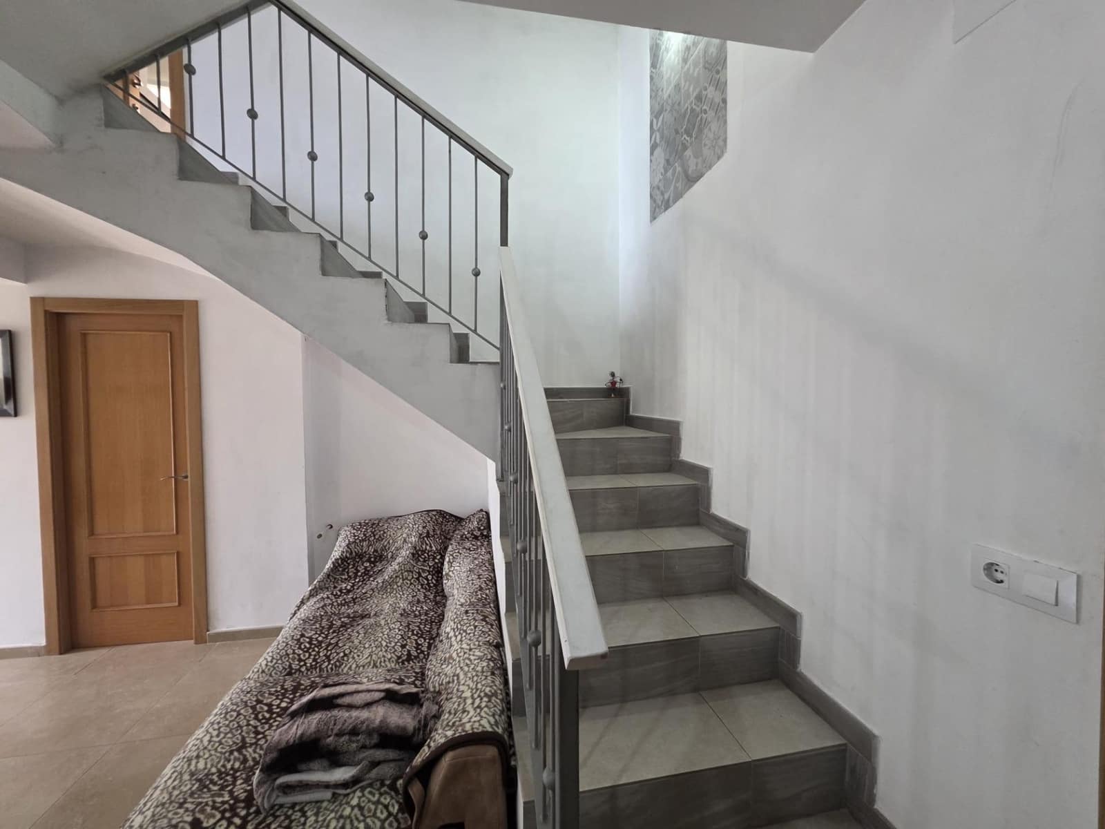 4 Zimmer Reihenhaus zu verkaufen in Alcoy / Alcoi - 220.000 € (Ref: 9403502)