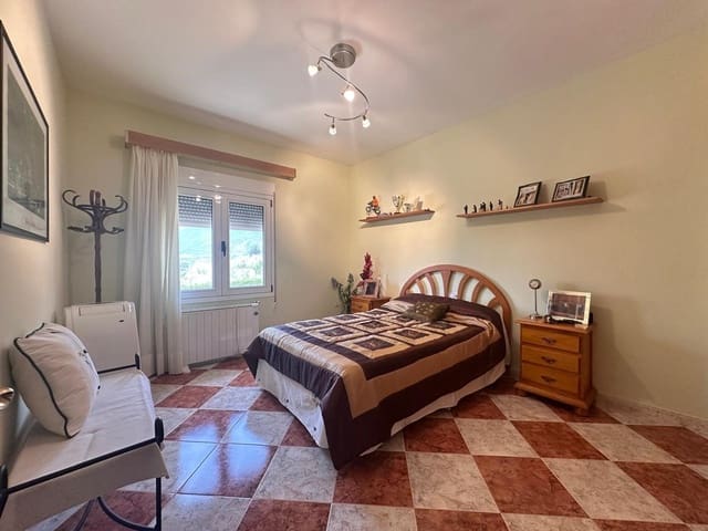 4 soveværelse Villa til salg i Muro de Alcoy med garage - € 250.000 (Ref: 9414223)