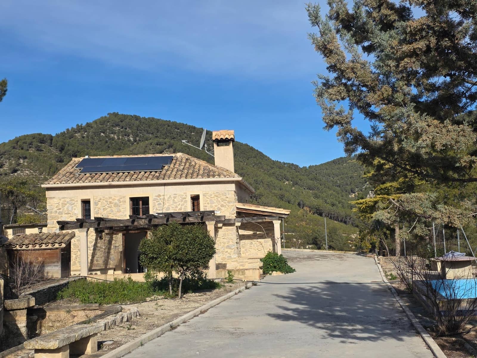 2 sypialnia Finka/Dom wiejski na sprzedaż w Torremanzanas z basenem - 220 000 € (Ref: 9509060)