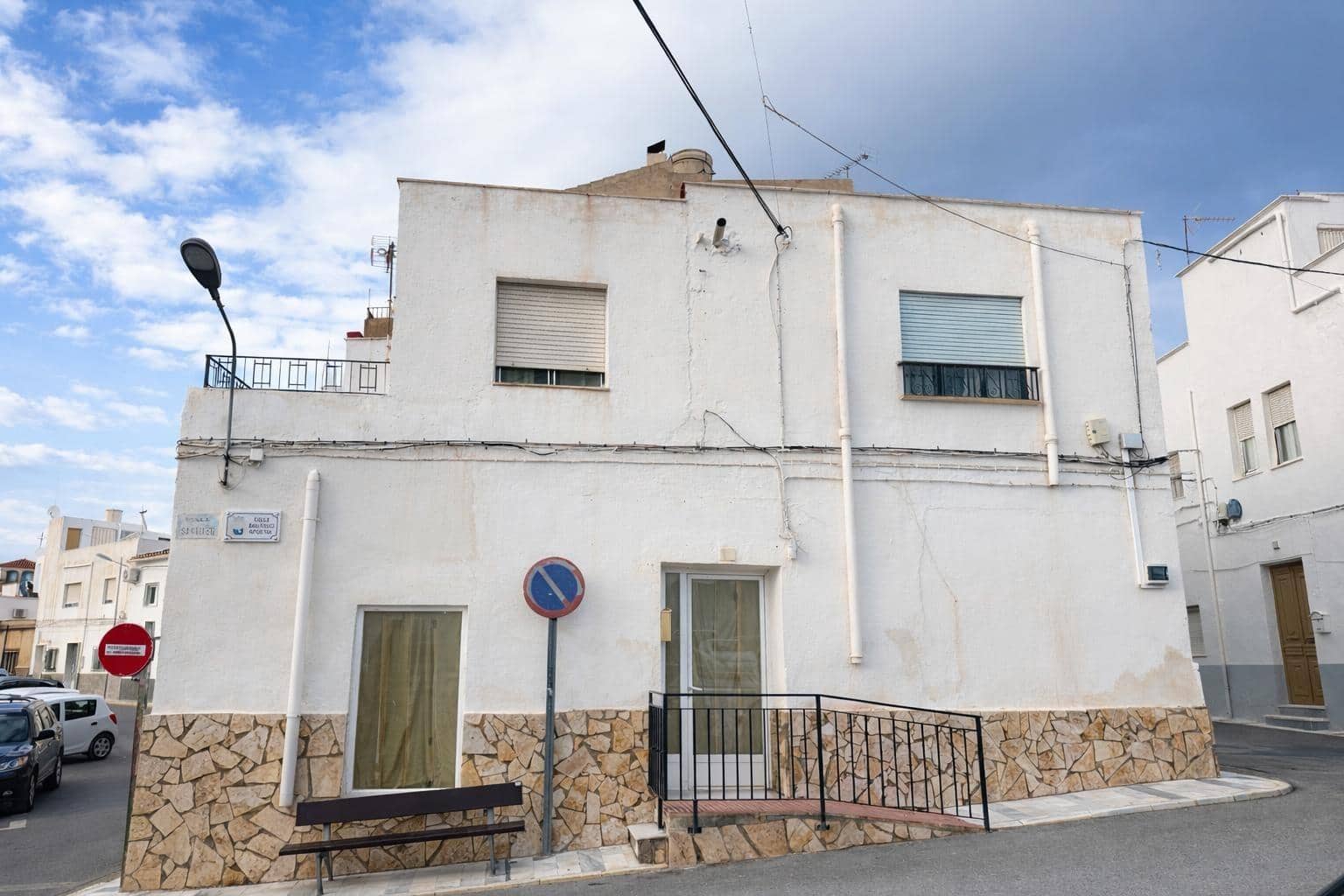 3 bedroom Townhouse for sale in Olula del Rio - € 110,000 (Ref: 9537364)