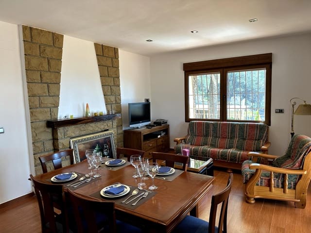 4 bedroom Villa for sale in Muro de Alcoy with pool garage - € 595,000 (Ref: 9541243)