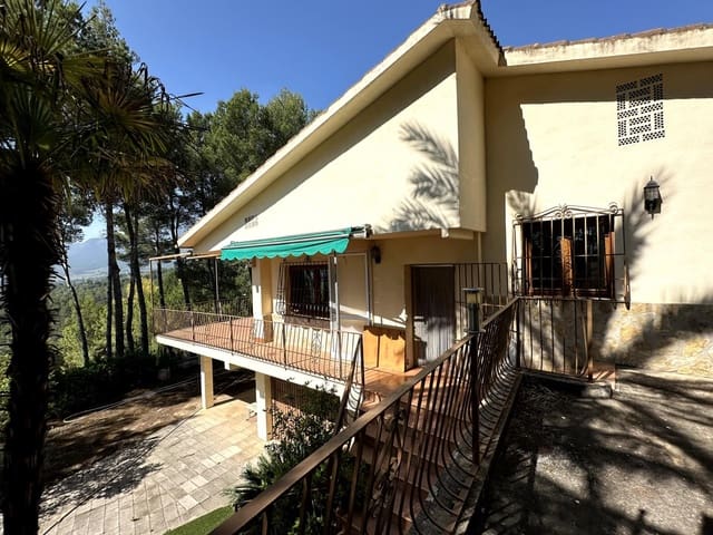 4 bedroom Villa for sale in Muro de Alcoy with pool garage - € 595,000 (Ref: 9541243)