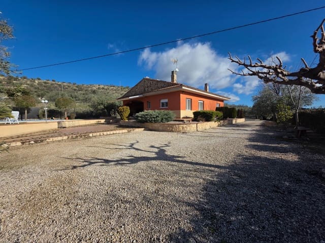 3 soveværelse Finca/Landehus til salg i Gorga med swimmingpool garage - € 380.000 (Ref: 9541741)