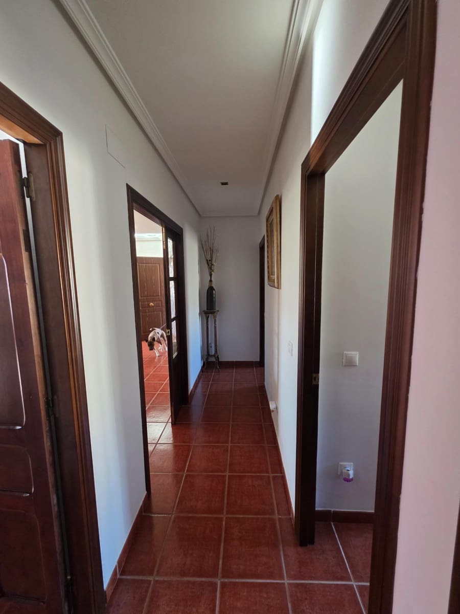 3 slaapkamer Finca/Landhuis te koop in Gorga met zwembad garage - € 380.000 (Ref: 9541741)