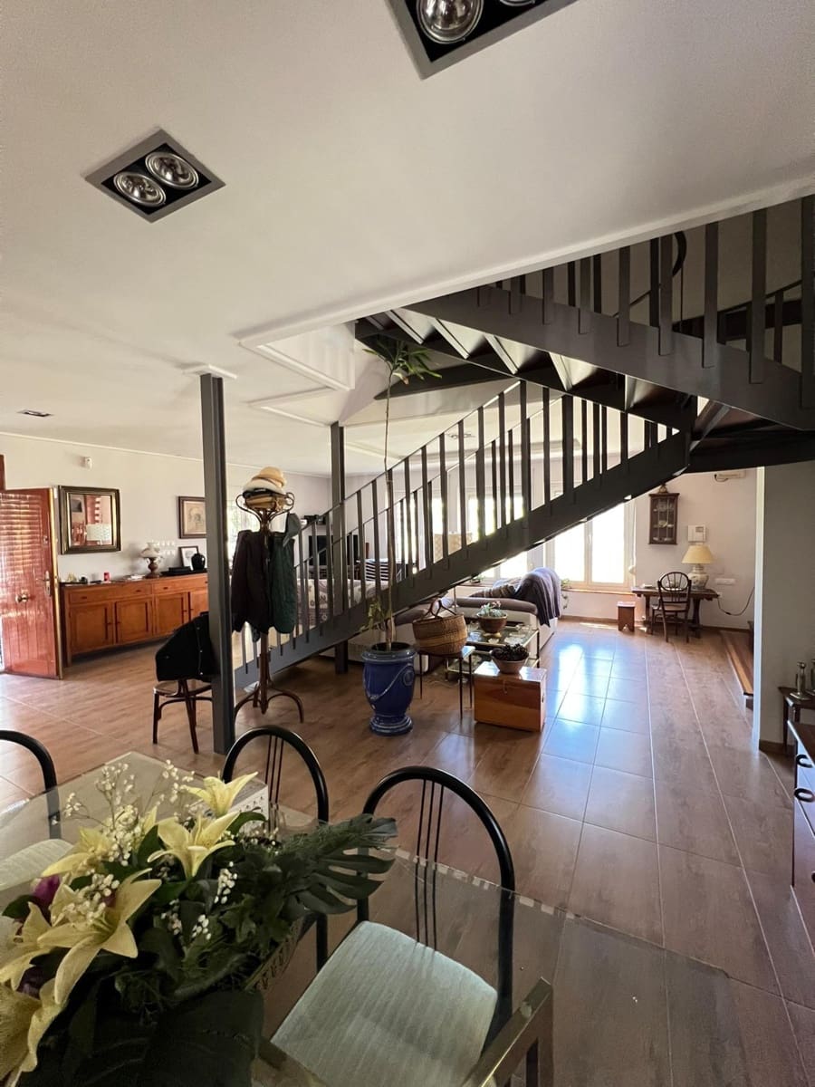 5 soveværelse Villa til salg i Cocentaina med swimmingpool - € 400.000 (Ref: 9548373)