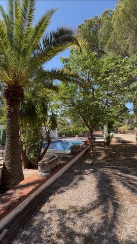 5 soveværelse Villa til salg i Cocentaina med swimmingpool - € 400.000 (Ref: 9548373)