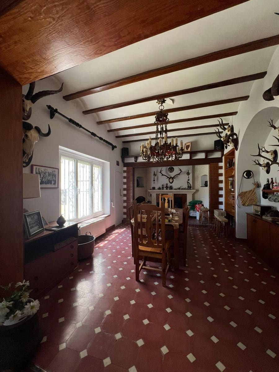 5 soveværelse Villa til salg i Cocentaina med swimmingpool - € 400.000 (Ref: 9548373)