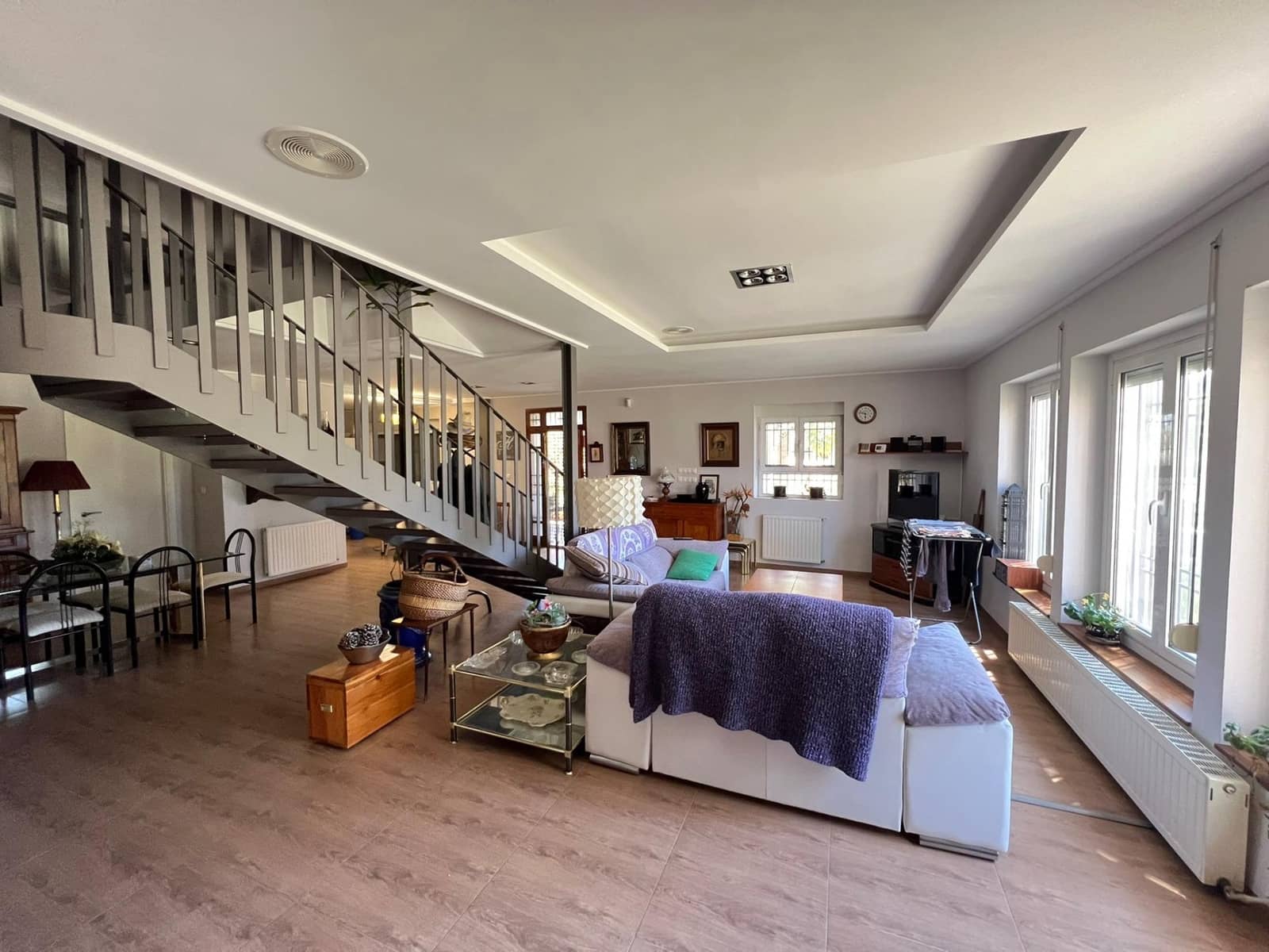 5 soveværelse Villa til salg i Cocentaina med swimmingpool - € 400.000 (Ref: 9548373)