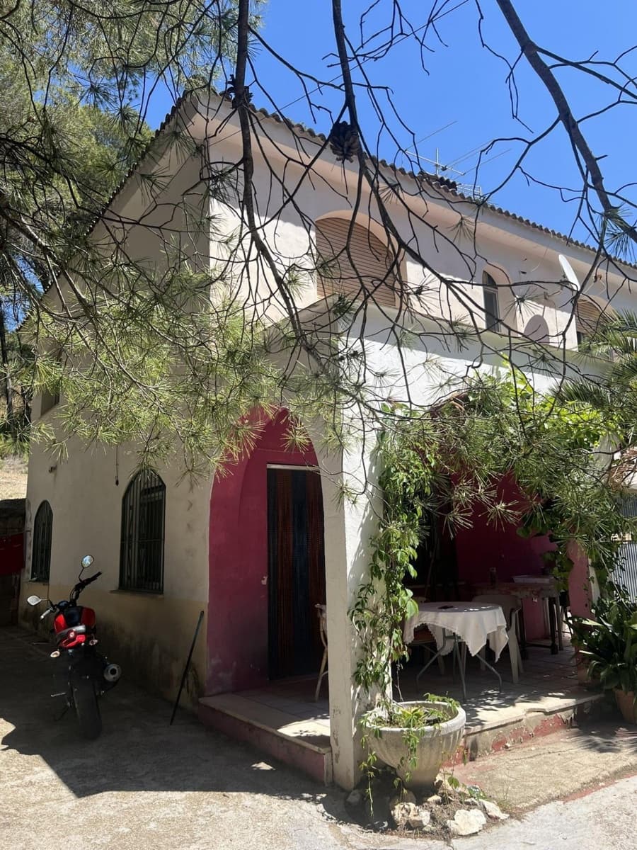 4 sovrum Villa till salu i Alcoy / Alcoi - 230 000 € (Ref: 9548374)