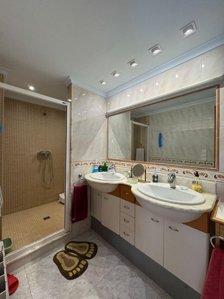 5 soveværelse Villa til salg i Cocentaina med swimmingpool garage - € 280.000 (Ref: 9548375)