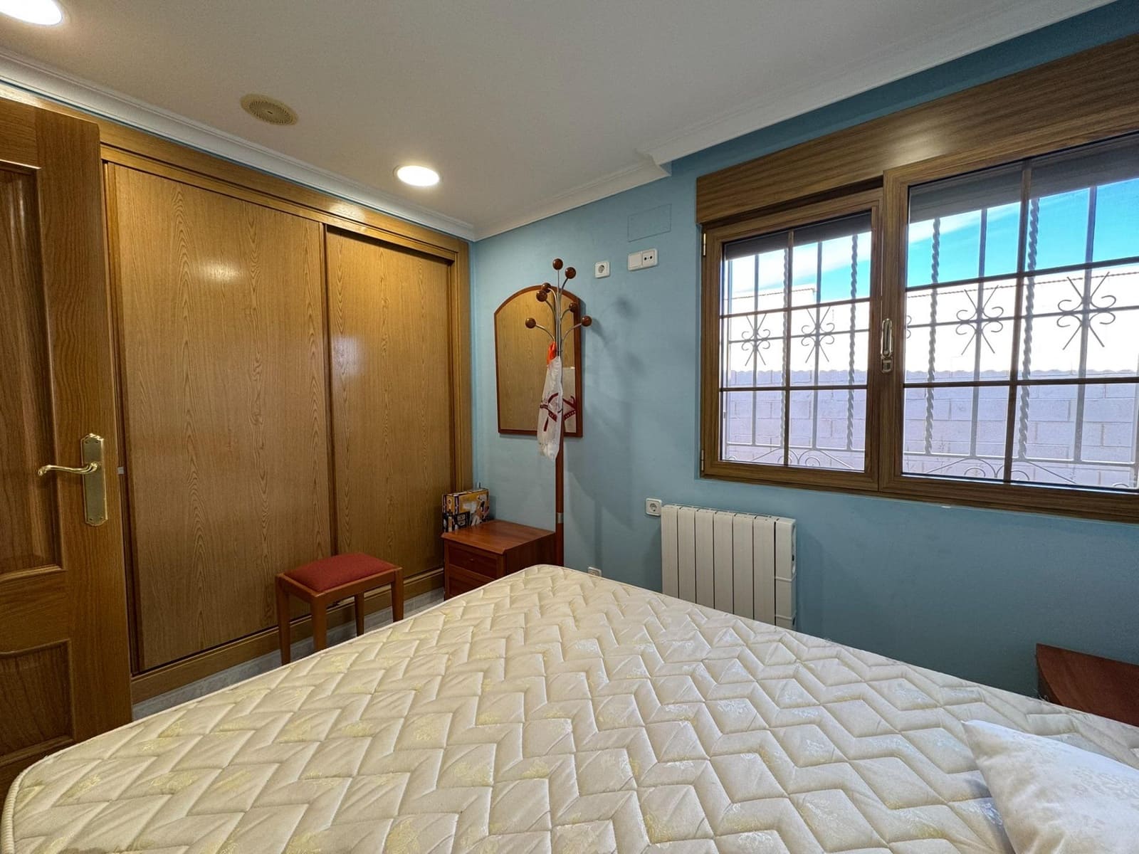 5 soveværelse Villa til salg i Cocentaina med swimmingpool garage - € 280.000 (Ref: 9548375)