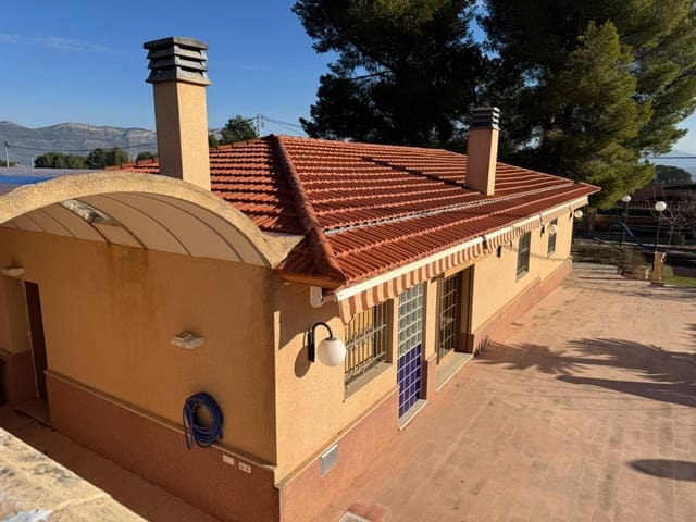 5 soveværelse Villa til salg i Cocentaina med swimmingpool garage - € 280.000 (Ref: 9548375)