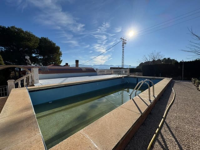 5 soveværelse Villa til salg i Cocentaina med swimmingpool garage - € 280.000 (Ref: 9548375)