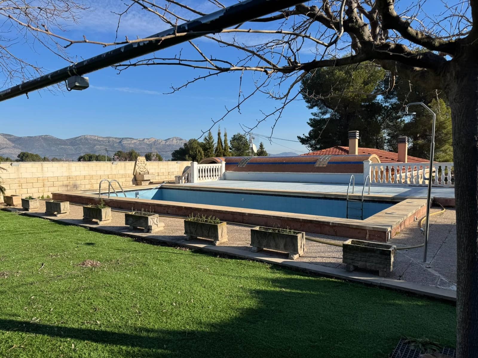 5 soveværelse Villa til salg i Cocentaina med swimmingpool garage - € 280.000 (Ref: 9548375)