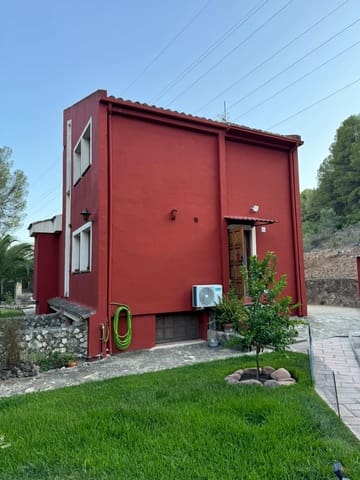 6 bedroom Villa for sale in Muro de Alcoy with pool garage - € 280,000 (Ref: 9551677)