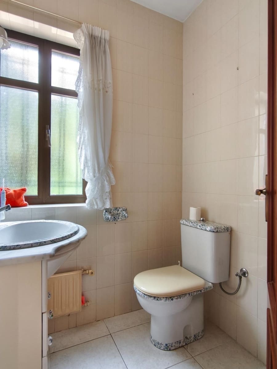 5 bedroom Villa for sale in Cocentaina with garage - € 369,000 (Ref: 9627691)