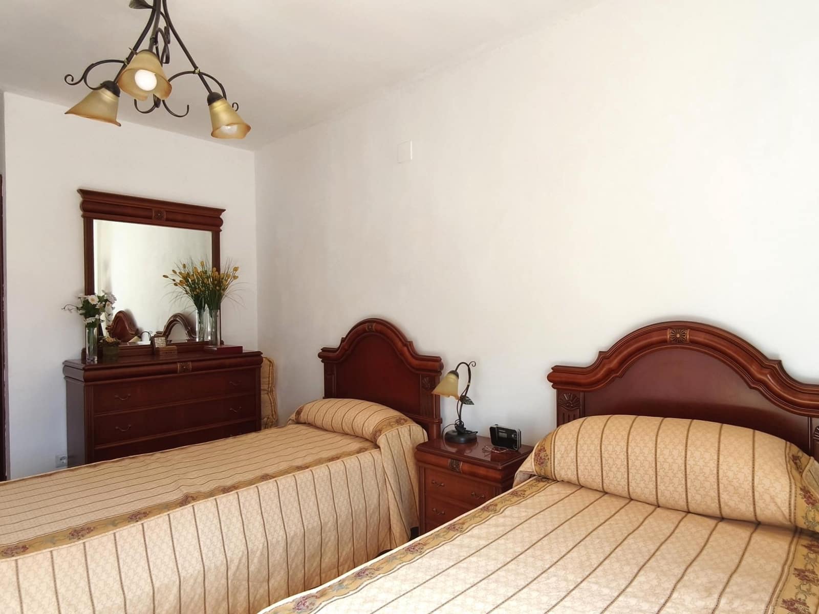 5 bedroom Villa for sale in Cocentaina with garage - € 369,000 (Ref: 9627691)