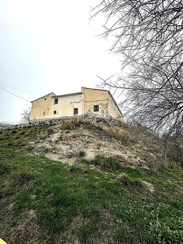 7 soveværelse Finca/Landehus til salg i Bayarque med garage - € 180.000 (Ref: 9645149)