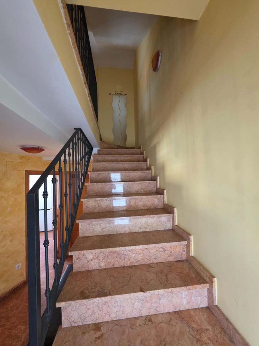 Adosado de 3 habitaciones en Cocentaina en venta con garaje - 179.000 € (Ref: 9656202)