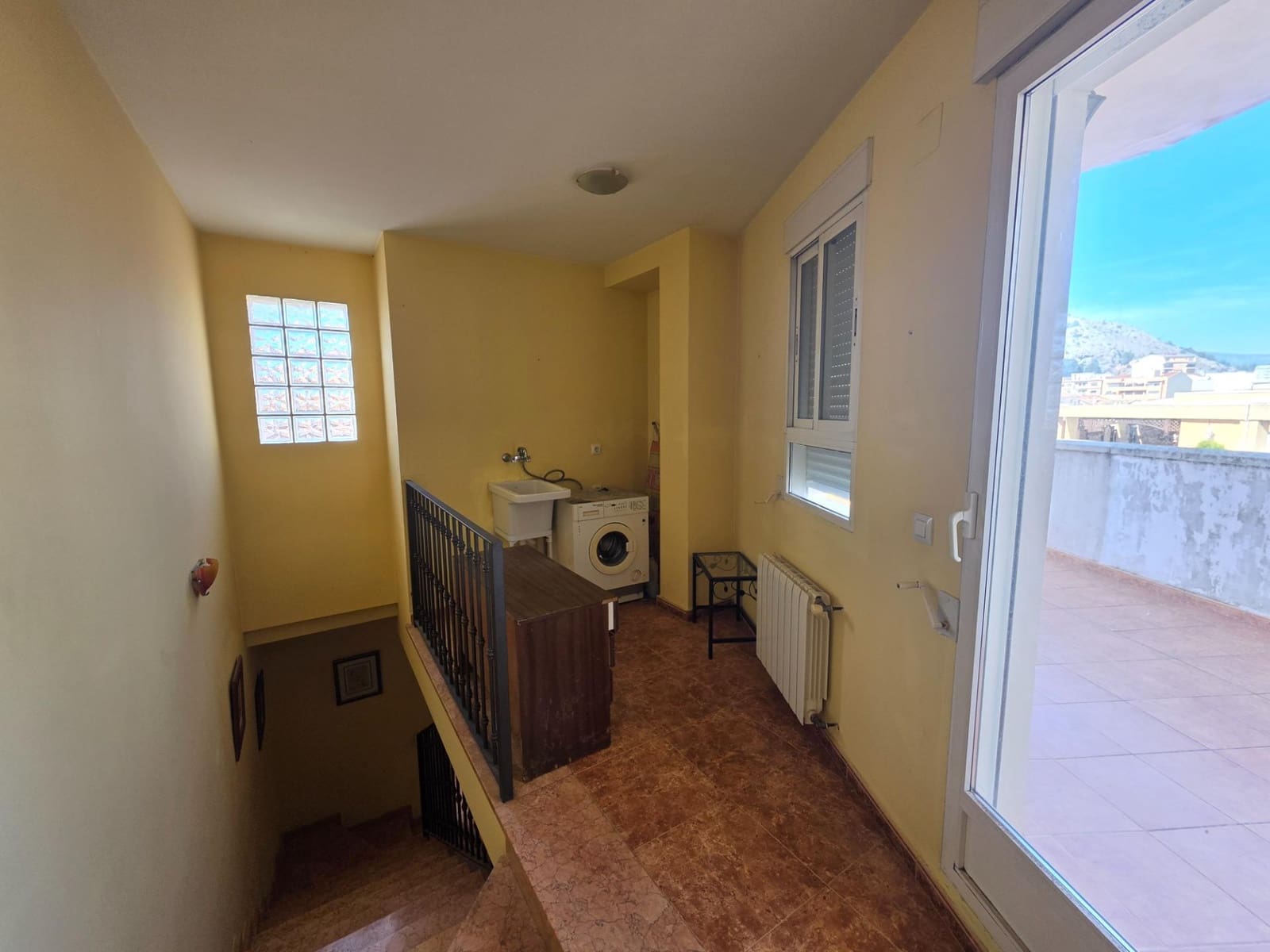 Adosado de 3 habitaciones en Cocentaina en venta con garaje - 179.000 € (Ref: 9656202)