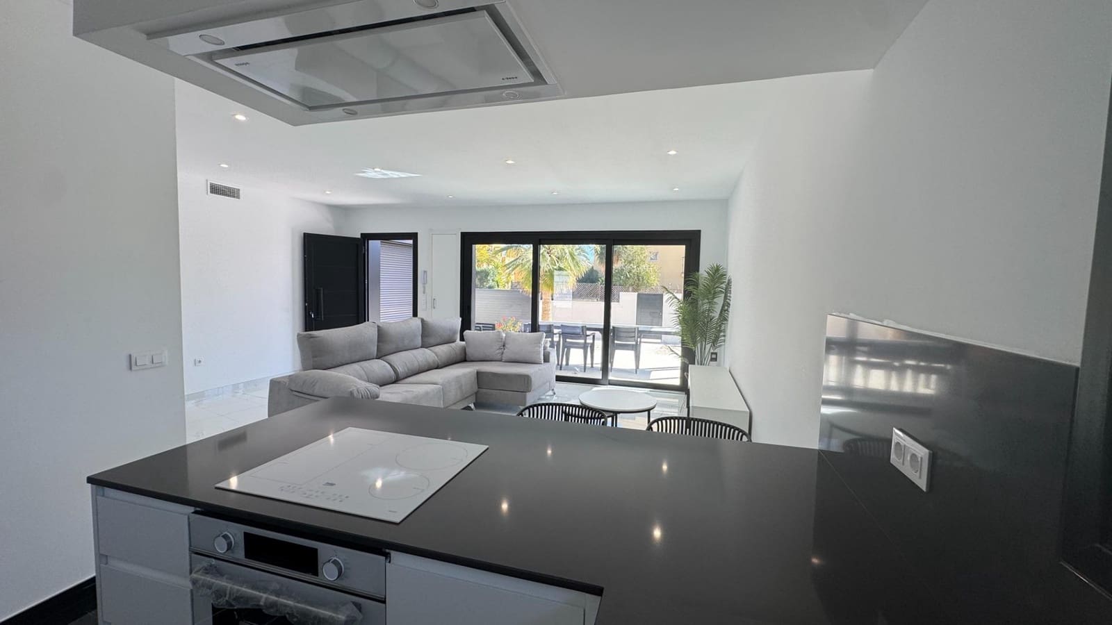 2 bedroom Villa for sale in Los Gallardos with pool garage - € 324,000 (Ref: 9707536)