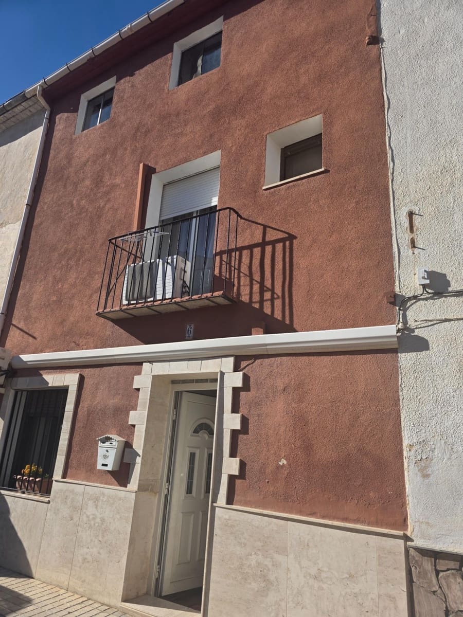 3 soveværelse Rækkehus til salg i Muro de Alcoy - € 135.000 (Ref: 9712091)