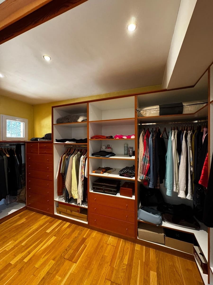 5 bedroom Villa for sale in Alcoy / Alcoi - € 350,000 (Ref: 9712092)