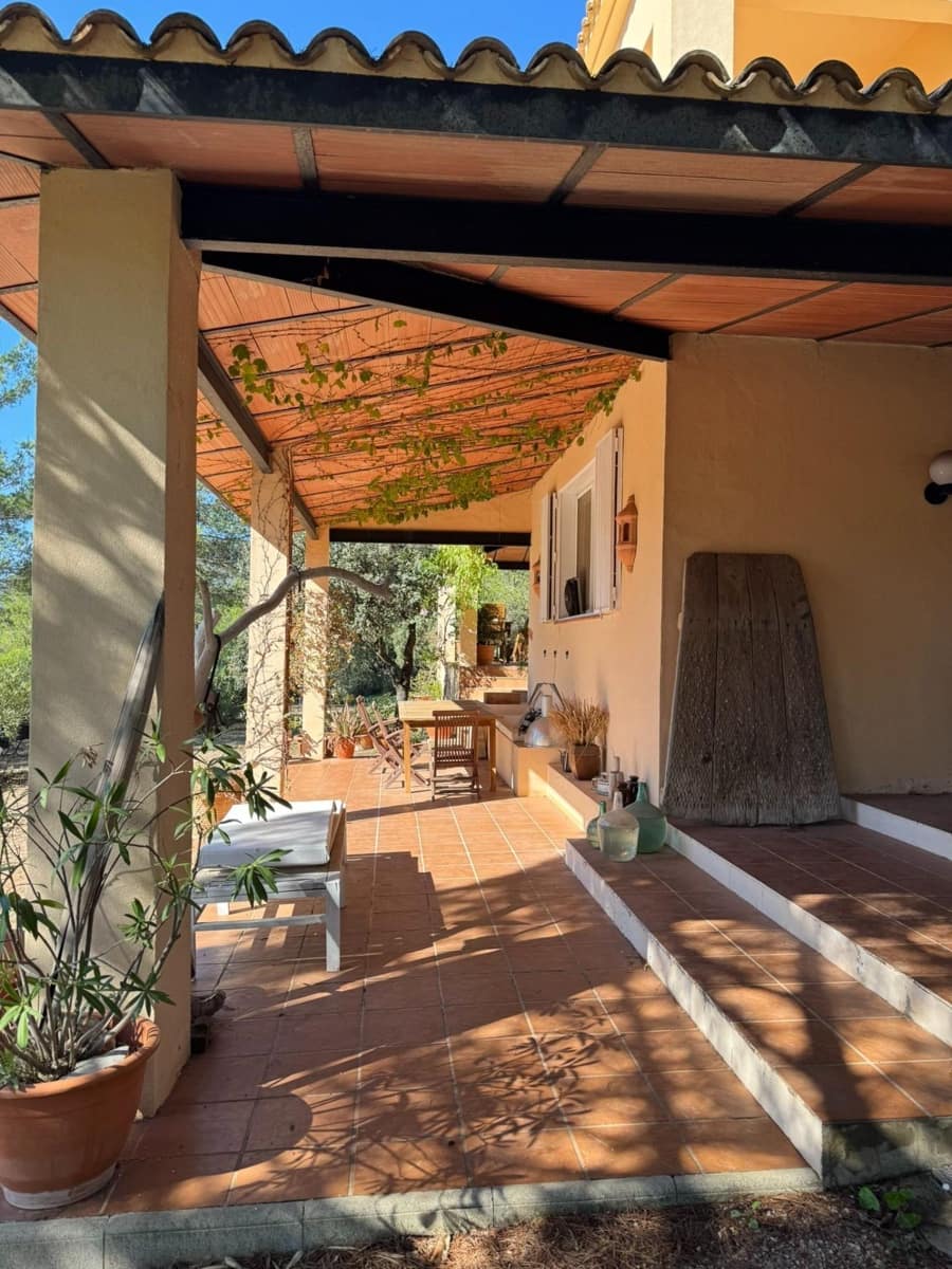 5 bedroom Villa for sale in Alcoy / Alcoi - € 350,000 (Ref: 9712092)