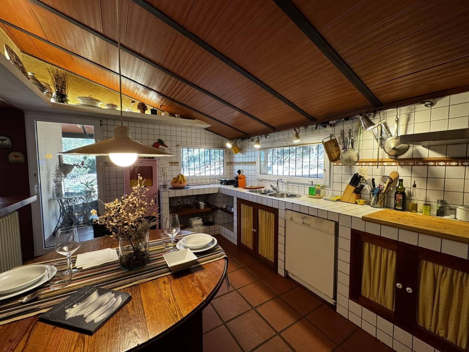 5 bedroom Villa for sale in Alcoy / Alcoi - € 350,000 (Ref: 9712092)