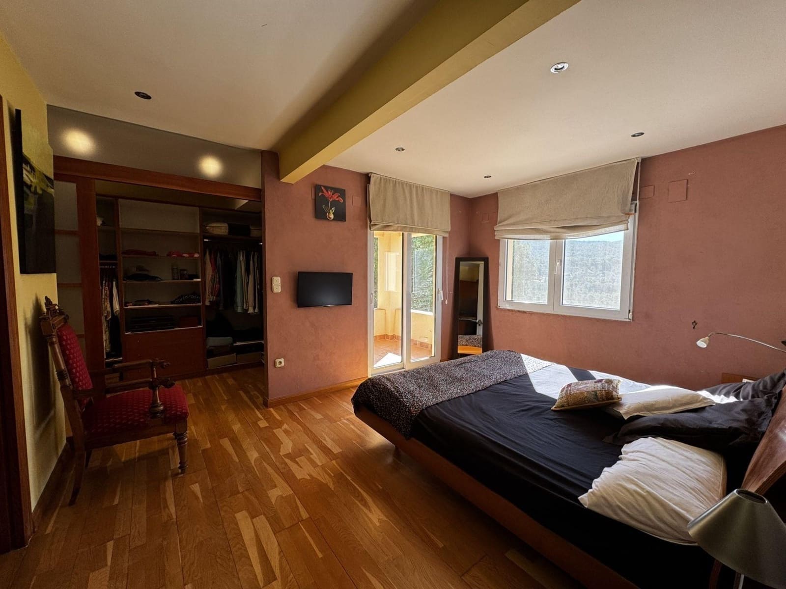 5 bedroom Villa for sale in Alcoy / Alcoi - € 350,000 (Ref: 9712092)