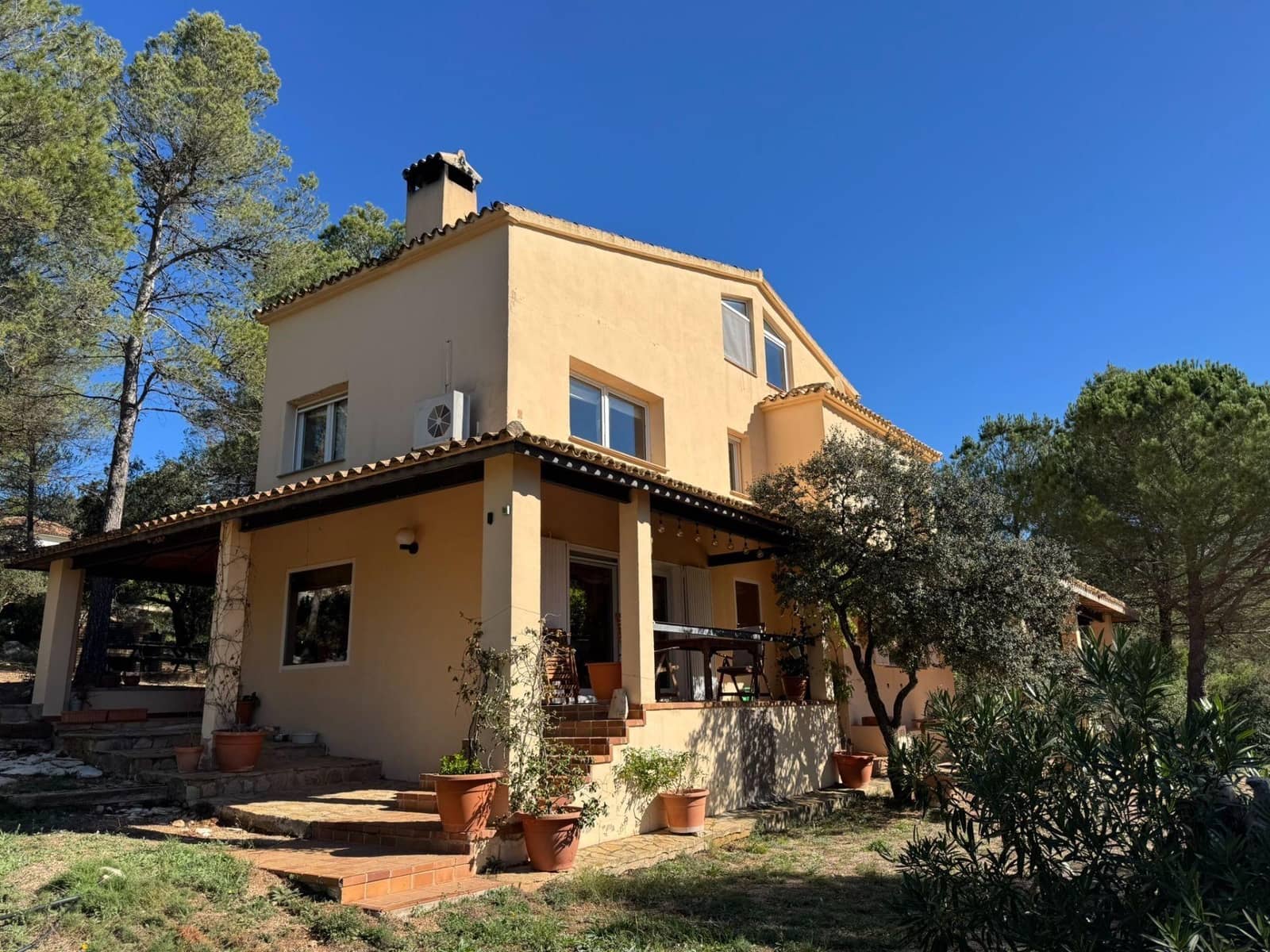 5 bedroom Villa for sale in Alcoy / Alcoi - € 350,000 (Ref: 9712092)