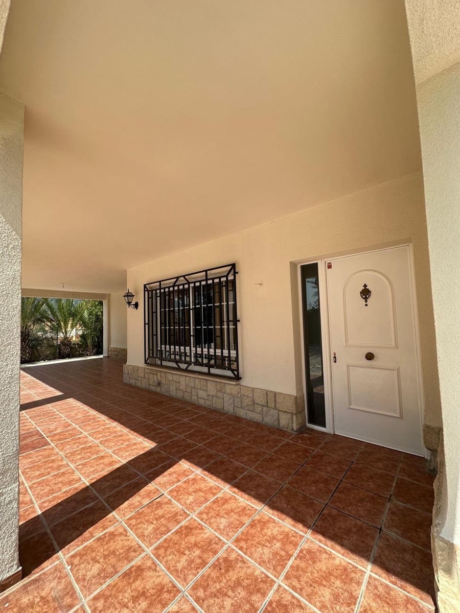 4 bedroom Villa for sale in Muro de Alcoy with pool - € 440,000 (Ref: 9726757)