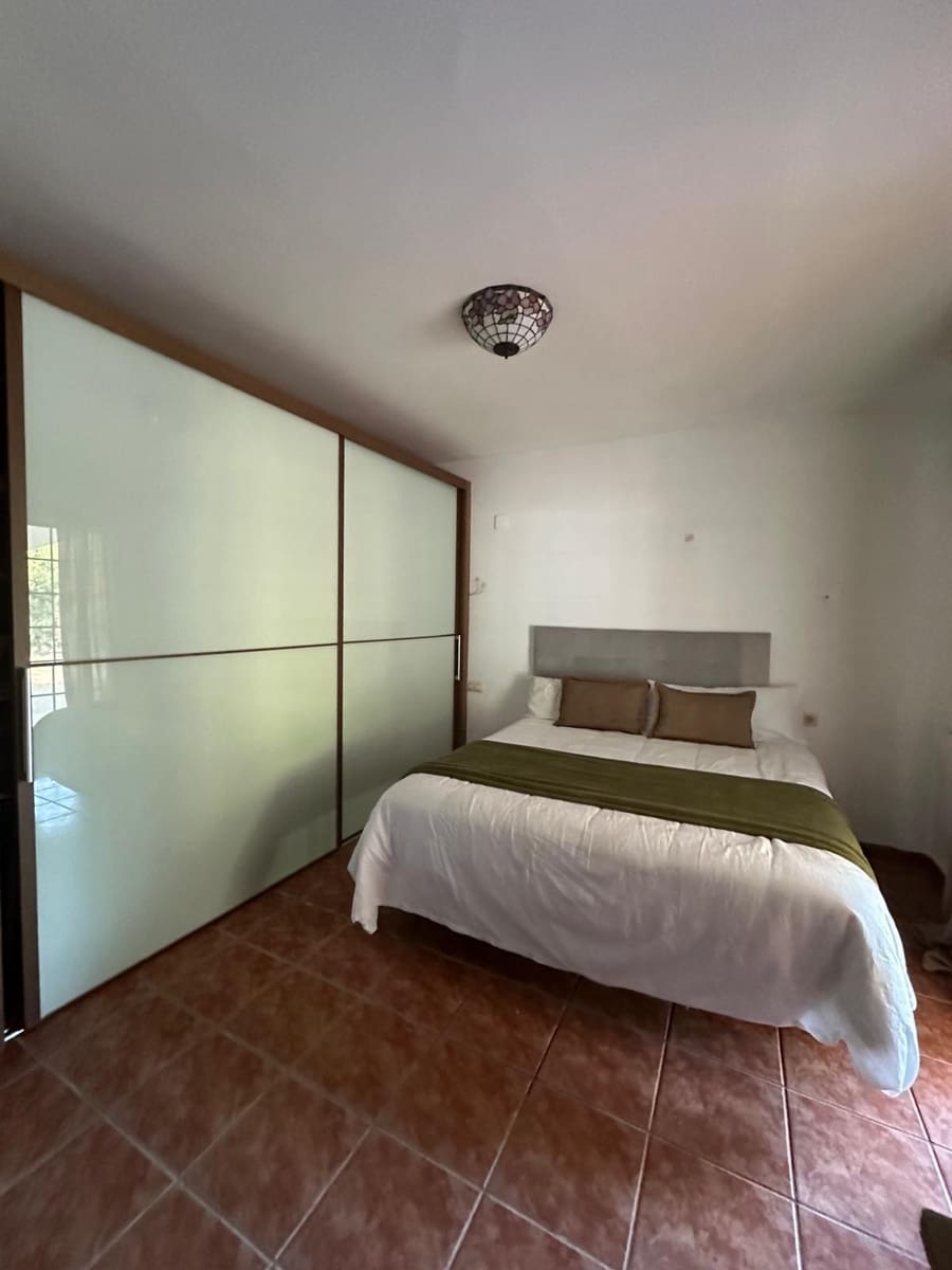 4 bedroom Villa for sale in Muro de Alcoy with pool - € 440,000 (Ref: 9726757)