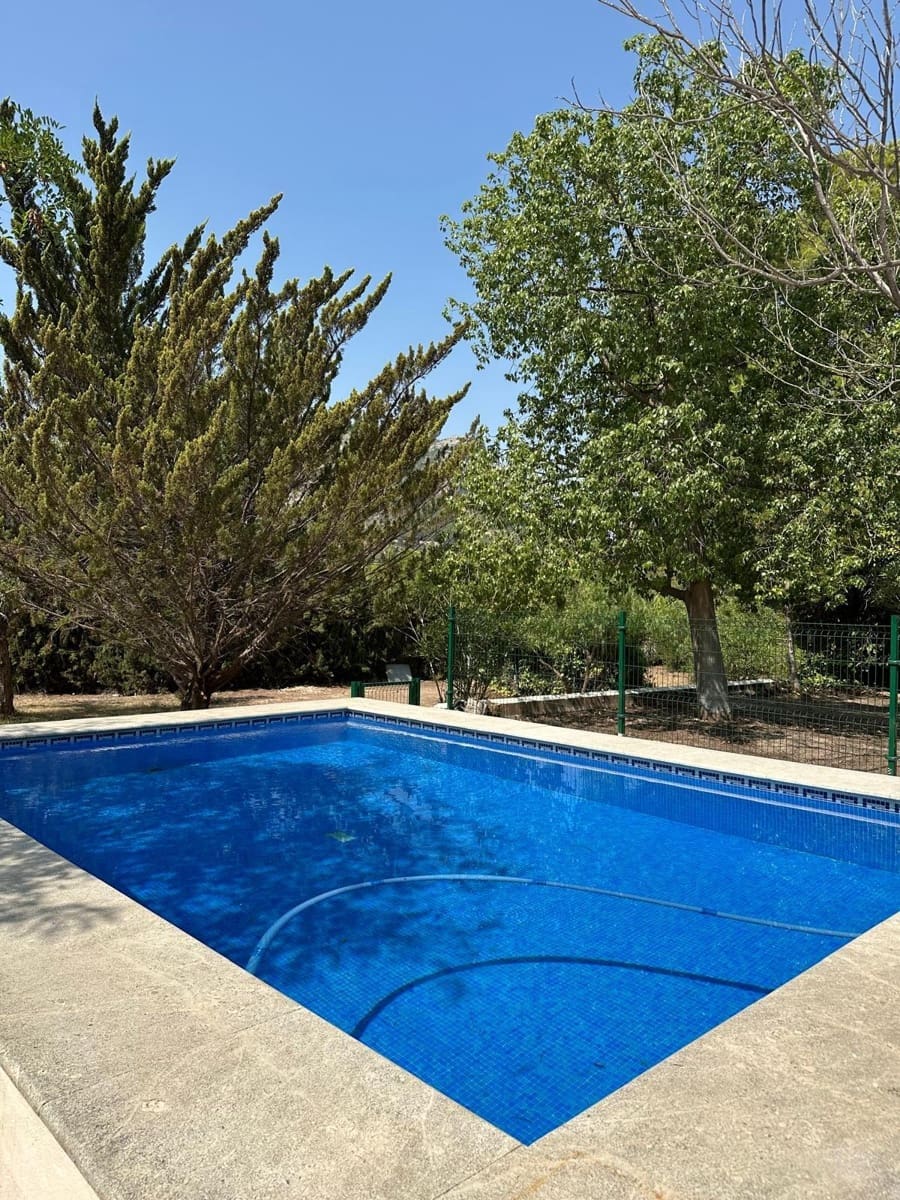 4 bedroom Villa for sale in Muro de Alcoy with pool - € 440,000 (Ref: 9726757)