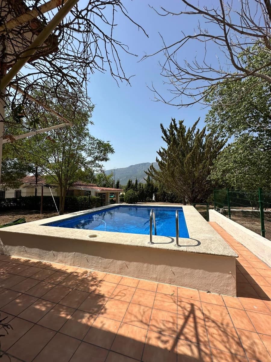 4 bedroom Villa for sale in Muro de Alcoy with pool - € 440,000 (Ref: 9726757)