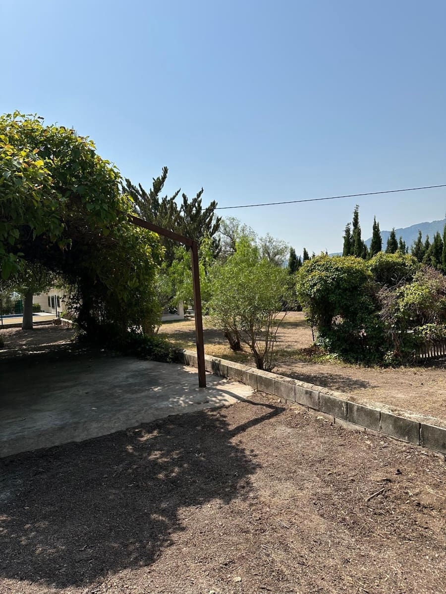 4 bedroom Villa for sale in Muro de Alcoy with pool - € 440,000 (Ref: 9726757)