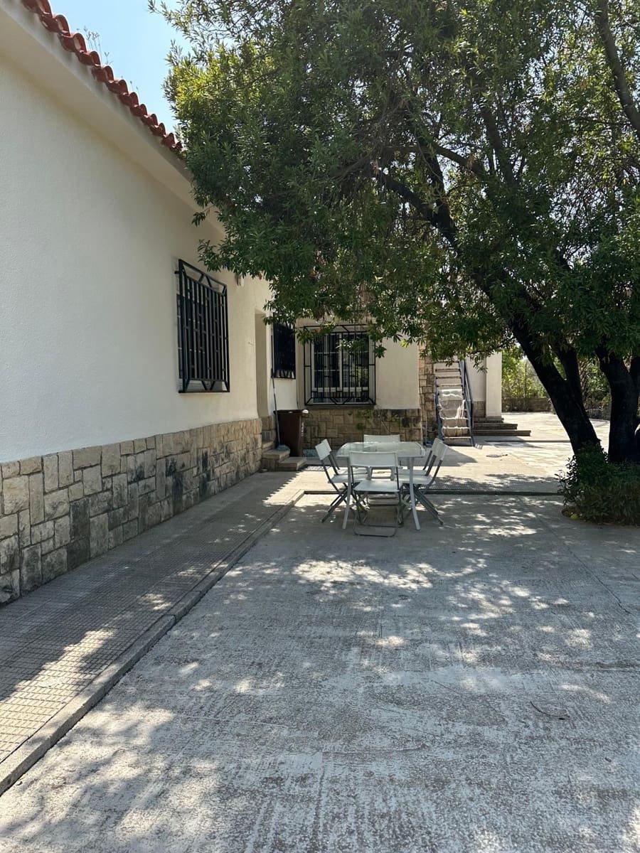 4 bedroom Villa for sale in Muro de Alcoy with pool - € 440,000 (Ref: 9726757)