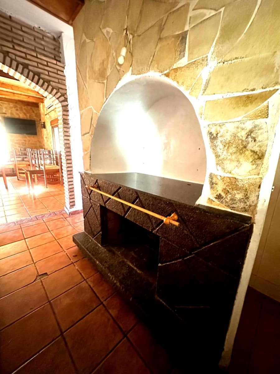 4 bedroom Villa for sale in Olula del Rio - € 300,000 (Ref: 9738934)