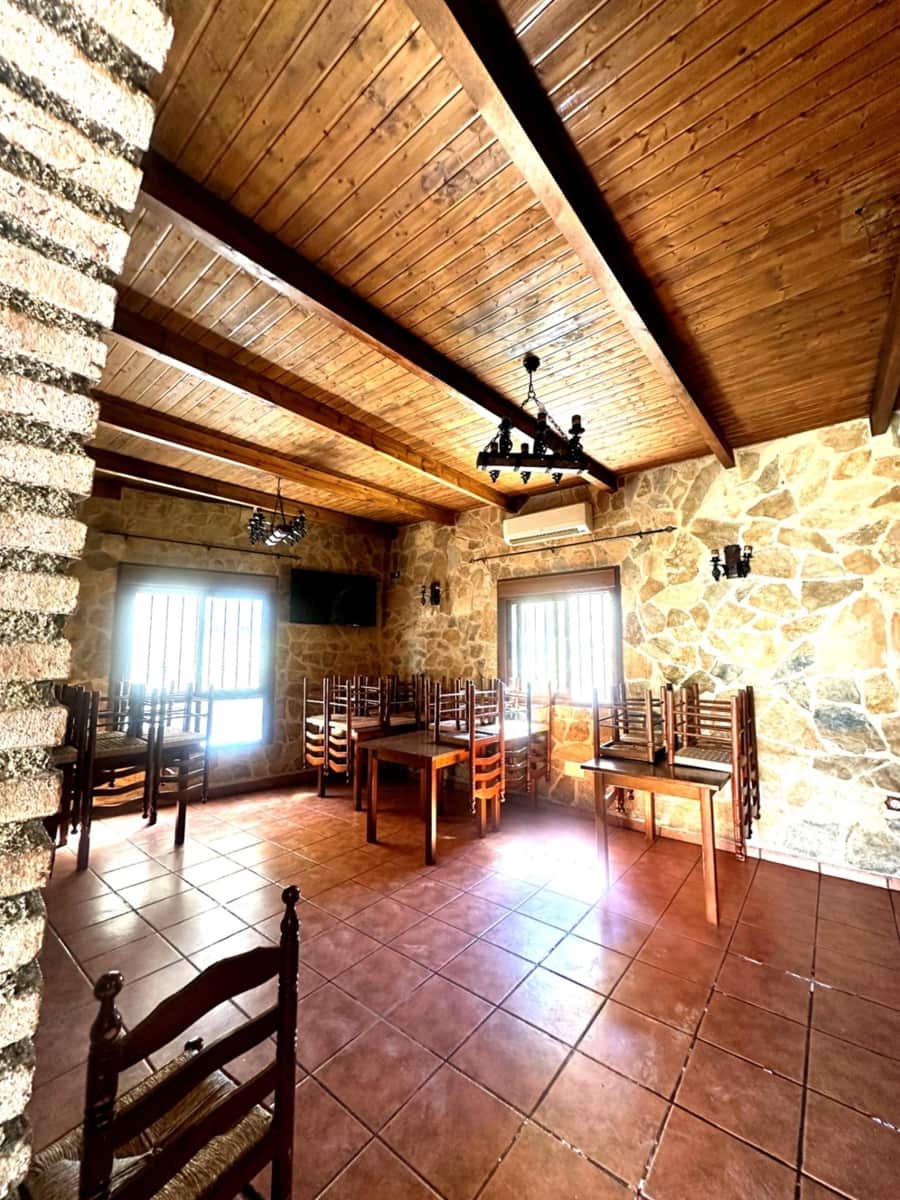 4 bedroom Villa for sale in Olula del Rio - € 300,000 (Ref: 9738934)