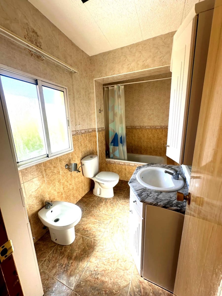 4 bedroom Villa for sale in Olula del Rio - € 300,000 (Ref: 9738934)