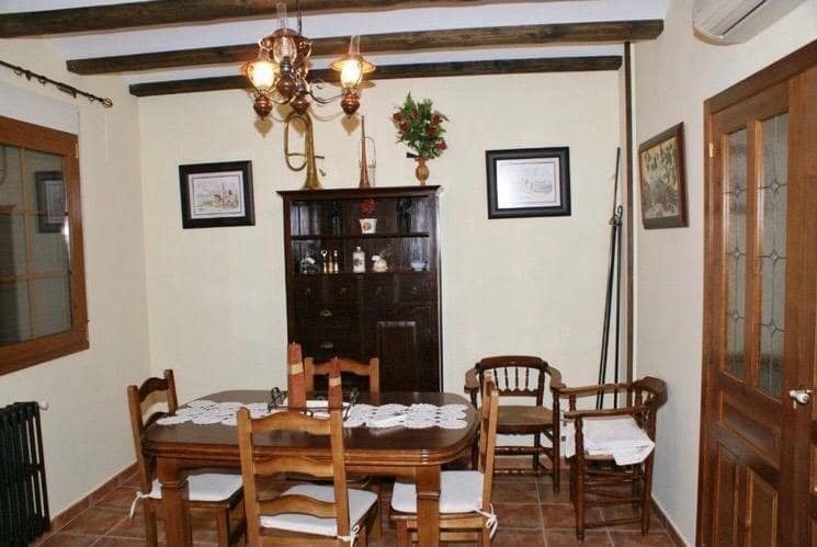 5 bedroom Townhouse for sale in Alcocer de Planes - € 260,000 (Ref: 9738936)