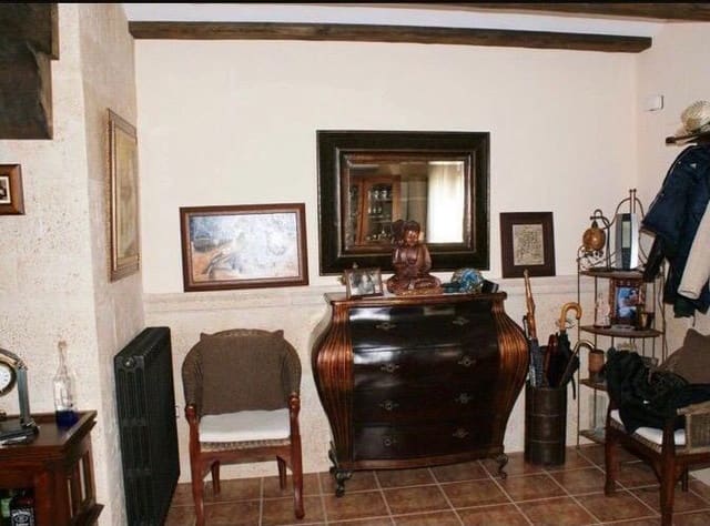 5 soveværelse Byhus til salg i Alcocer de Planes - € 260.000 (Ref: 9738936)