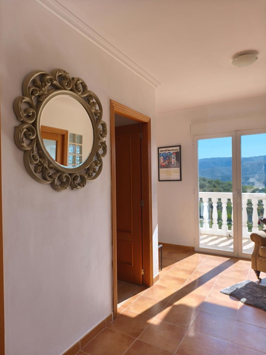 7 bedroom Villa for sale in Alcoy / Alcoi with pool garage - € 395,000 (Ref: 9831640)