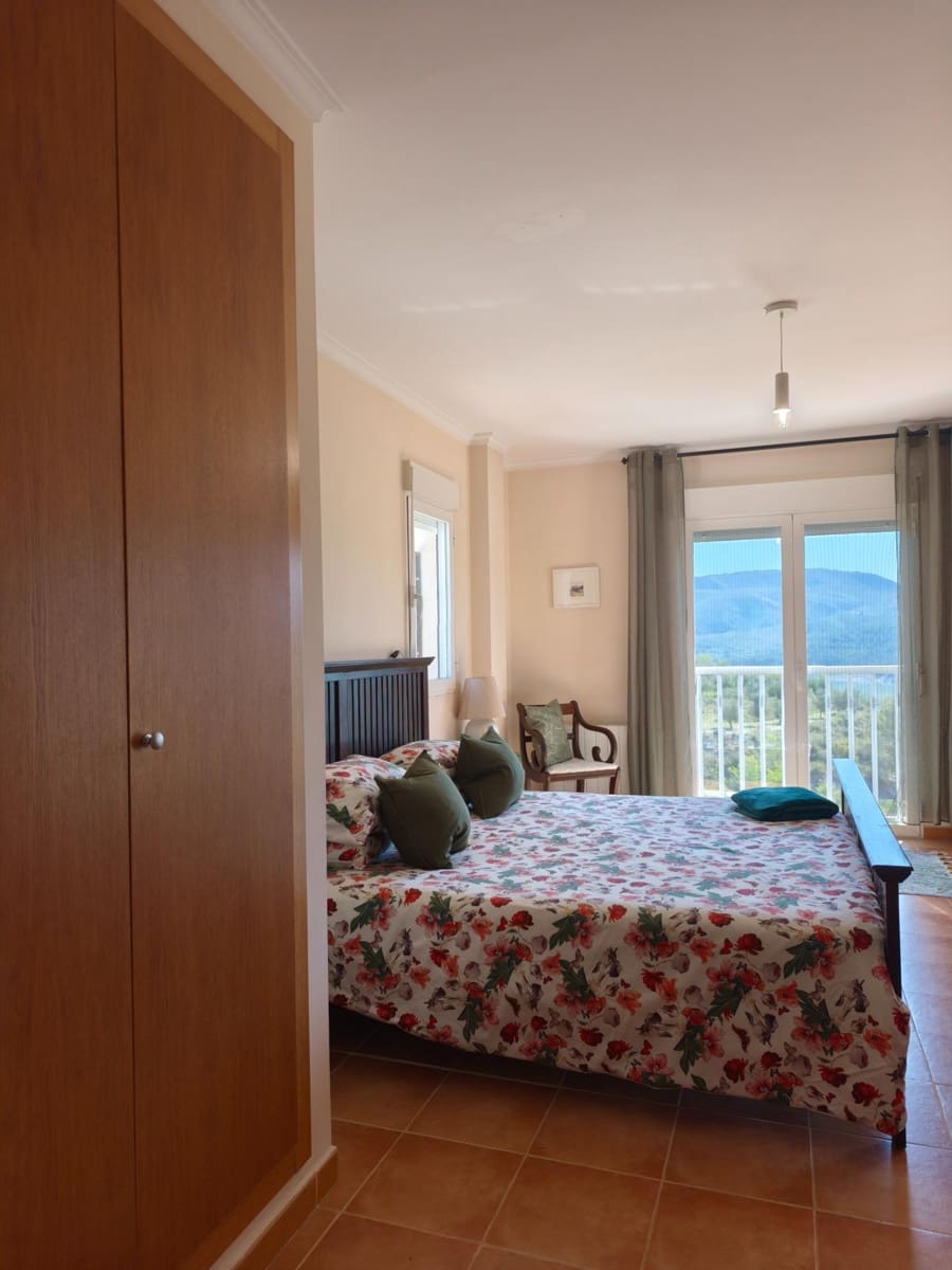 7 bedroom Villa for sale in Alcoy / Alcoi with pool garage - € 395,000 (Ref: 9831640)