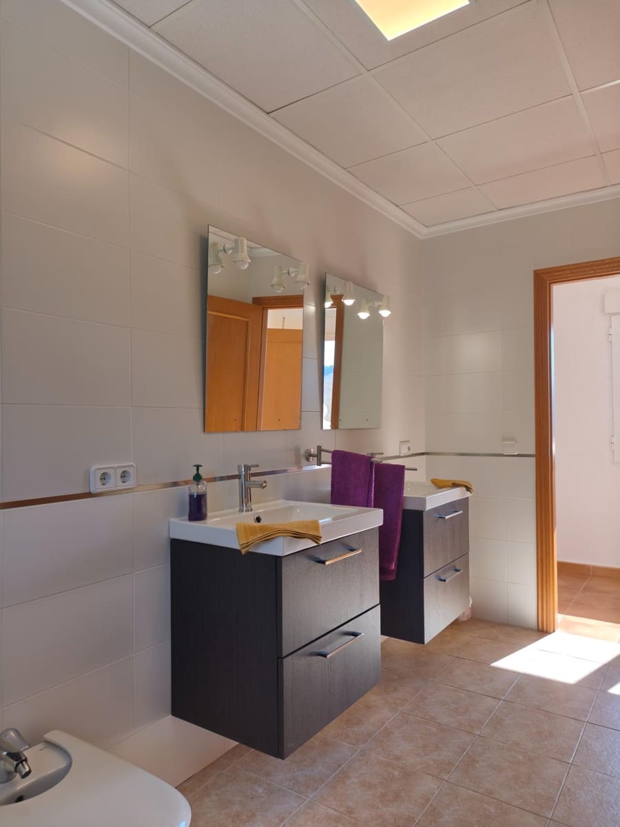 7 bedroom Villa for sale in Alcoy / Alcoi with pool garage - € 395,000 (Ref: 9831640)