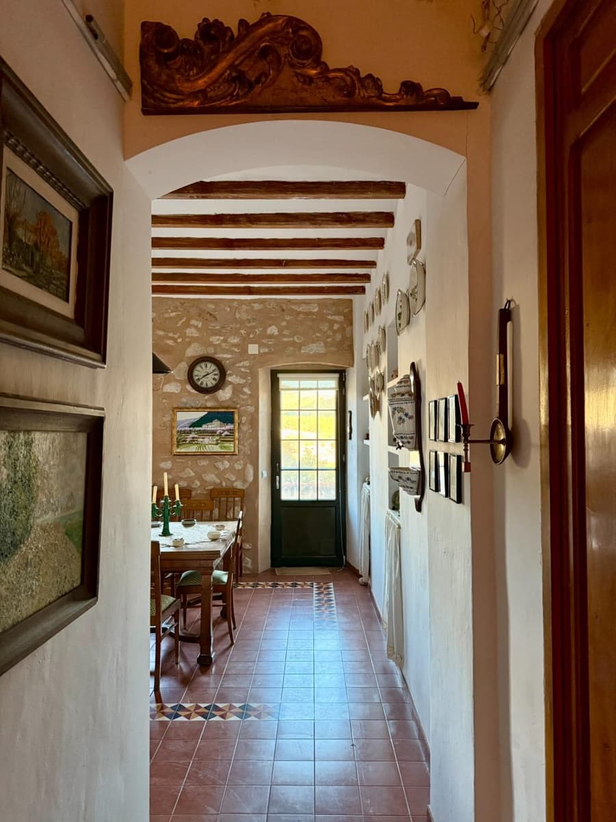 8 bedroom Villa for sale in Alcoy / Alcoi with garage - € 2,100,000 (Ref: 9833780)