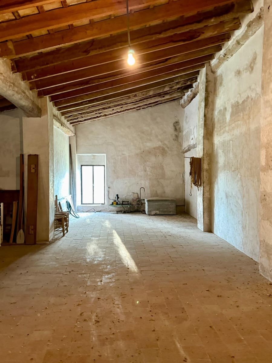 8 bedroom Villa for sale in Alcoy / Alcoi with garage - € 2,100,000 (Ref: 9833780)