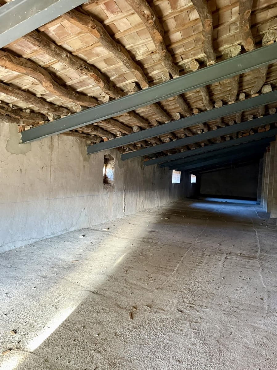 8 bedroom Villa for sale in Alcoy / Alcoi with garage - € 2,100,000 (Ref: 9833780)