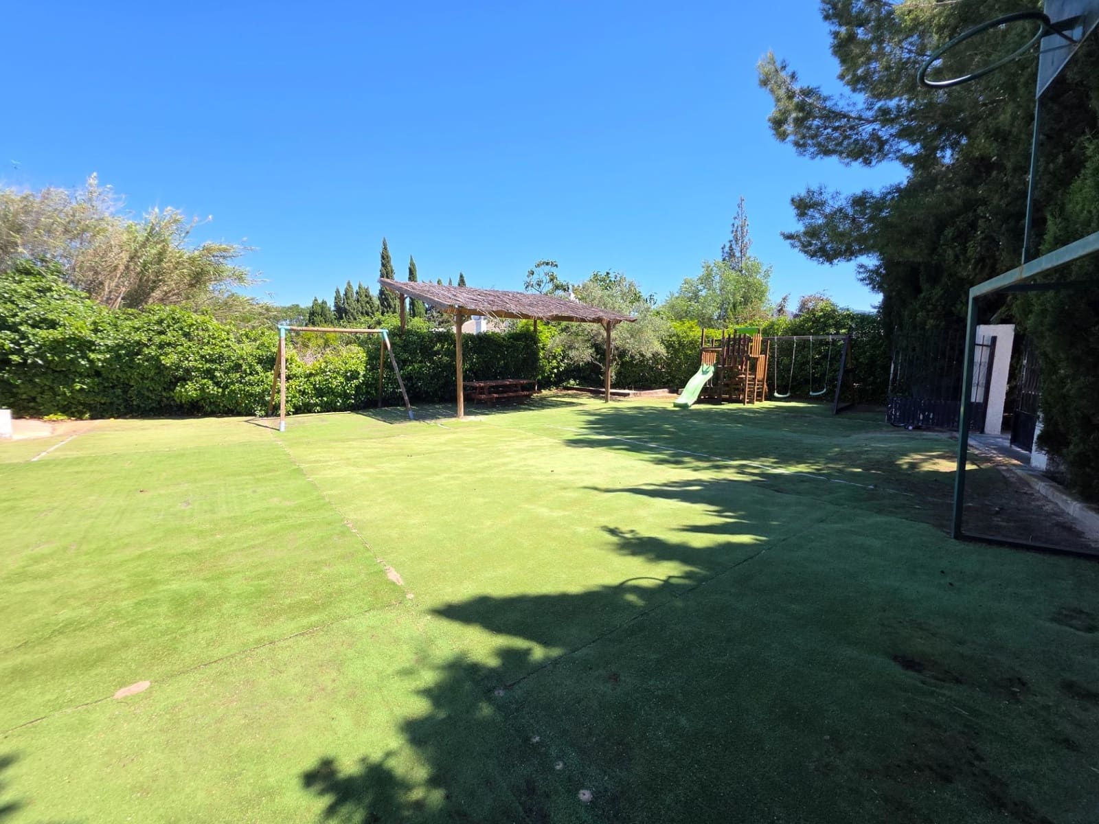 8 bedroom Finca/Country House for sale in Sax with pool garage - € 550,000 (Ref: 9865312)